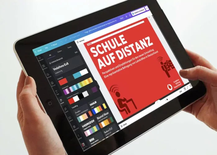Tablet auf dem interaktive Lernmaterialien mit Canva erstellt werden